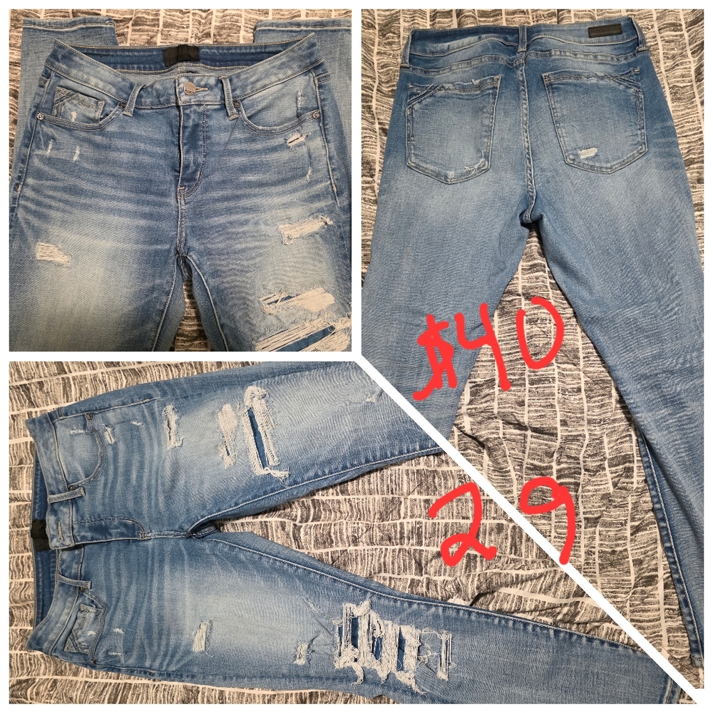 BKE Womens Skinny Jeans Distressed Size 29